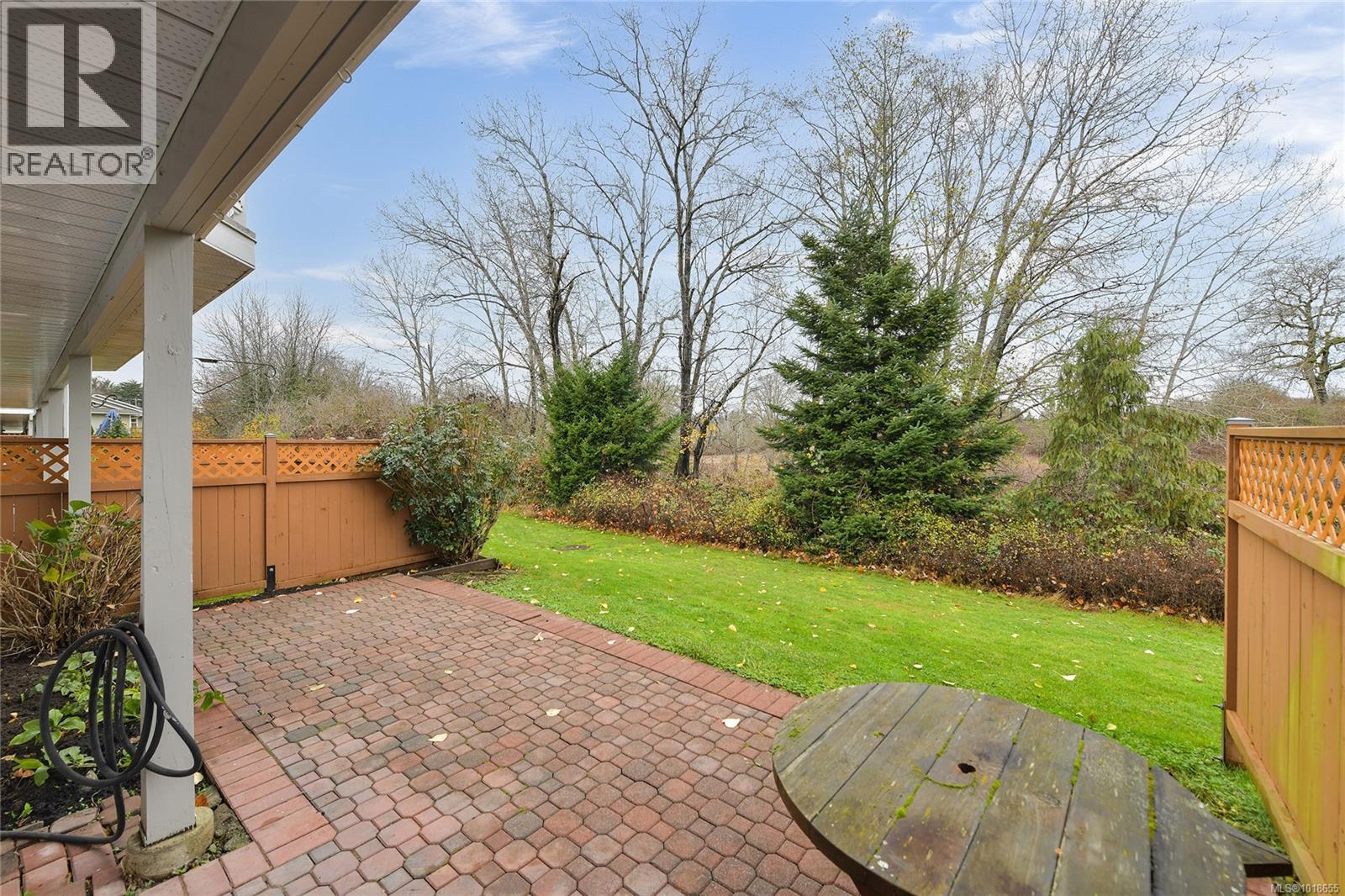 27 4125 INTERURBAN Rd, Saanich