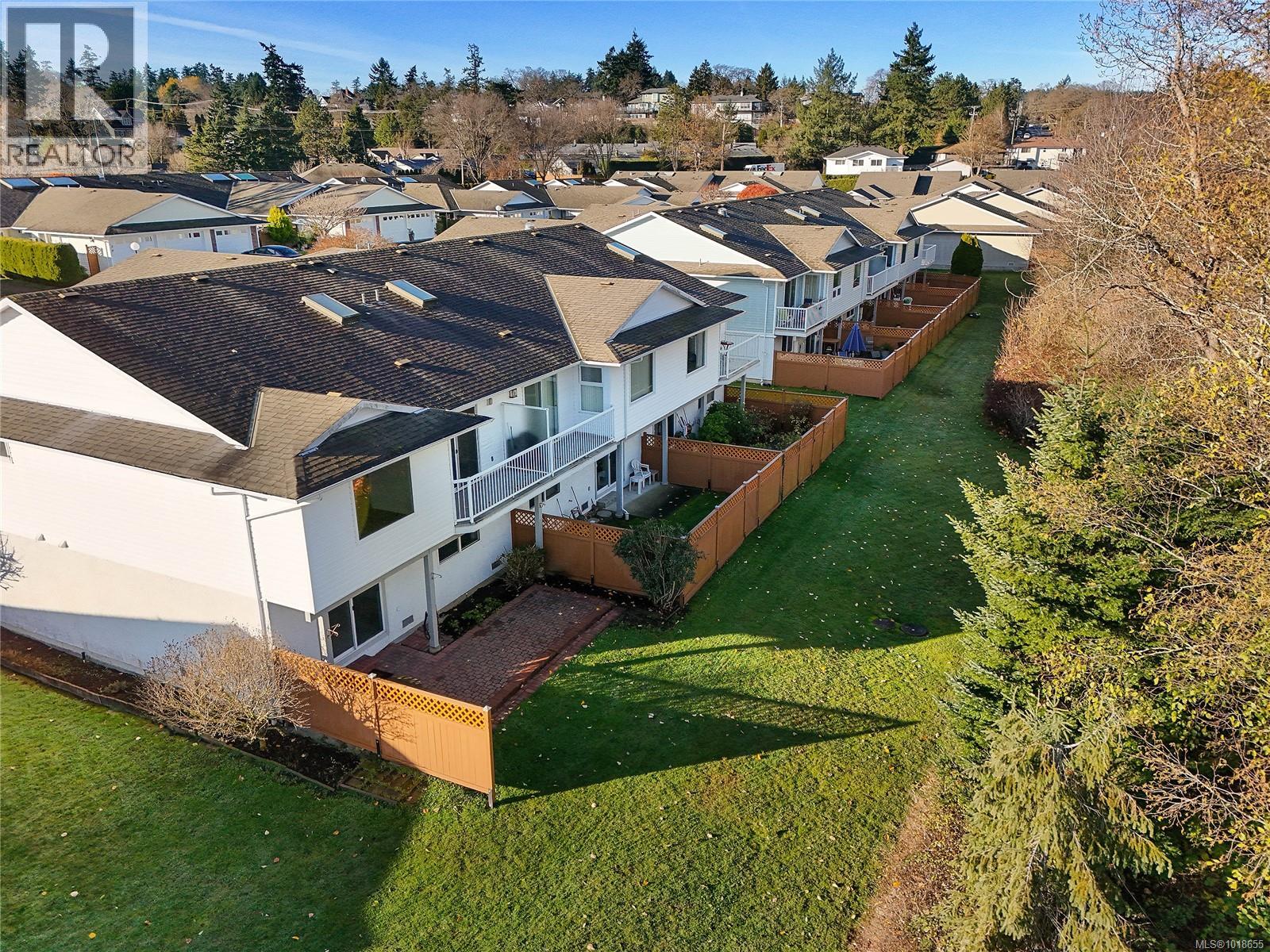 27 4125 INTERURBAN Rd, Saanich