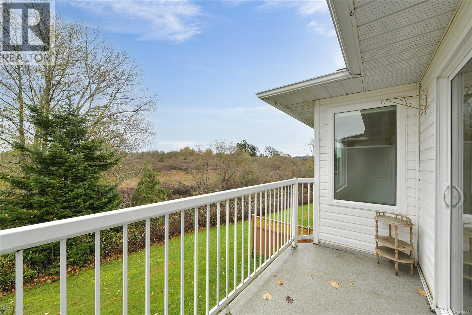 27 4125 INTERURBAN Rd, Saanich