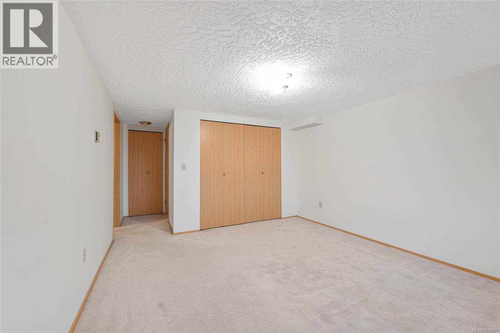 27 4125 INTERURBAN Rd, Saanich