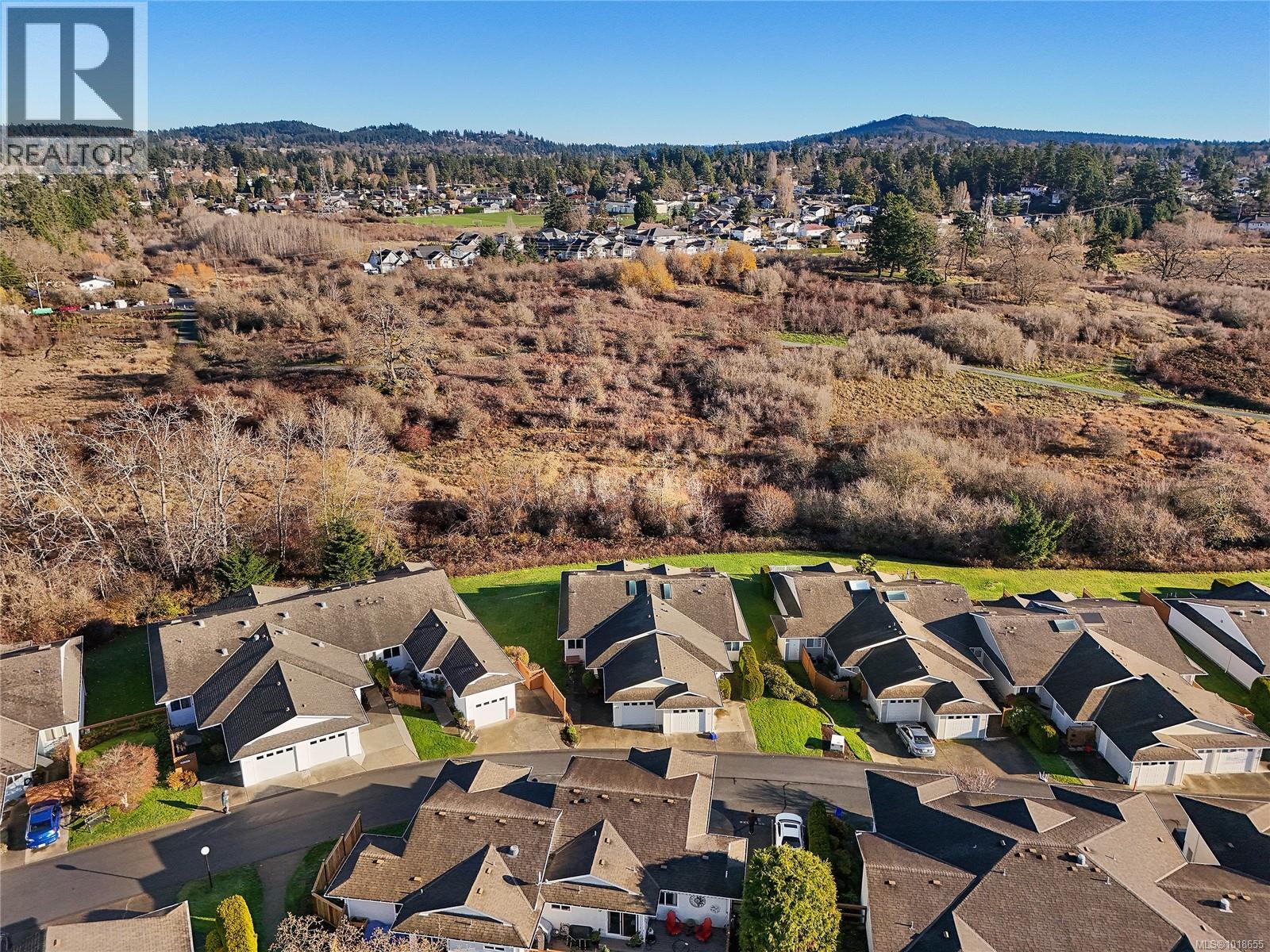 27 4125 INTERURBAN Rd, Saanich