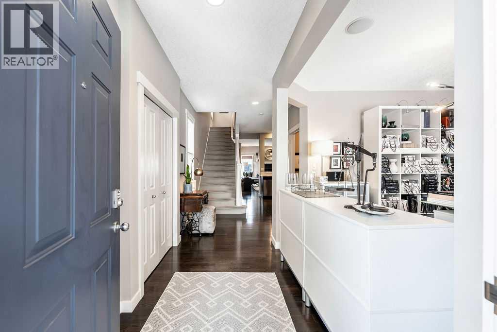 78 Ypres Green SW, Calgary, Alberta