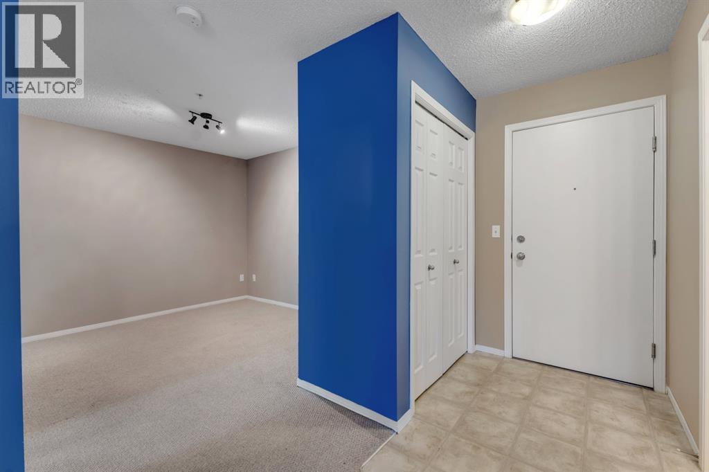 505 Railway Street West, Cochrane