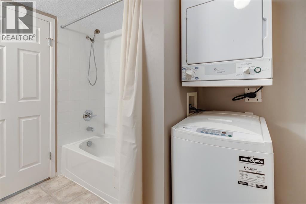 505 Railway Street West, Cochrane