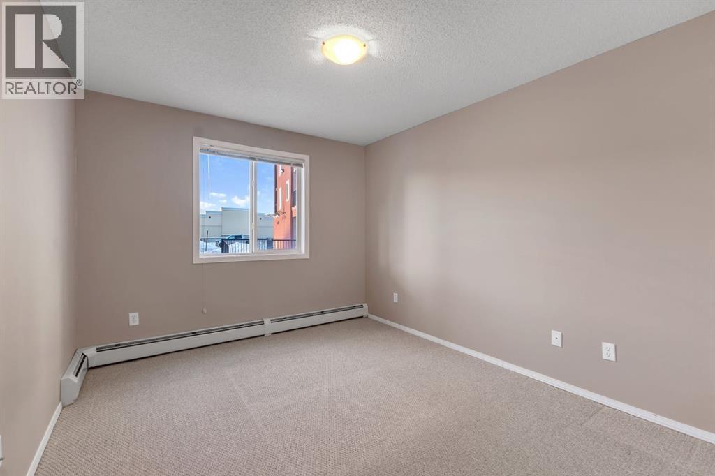 505 Railway Street West, Cochrane