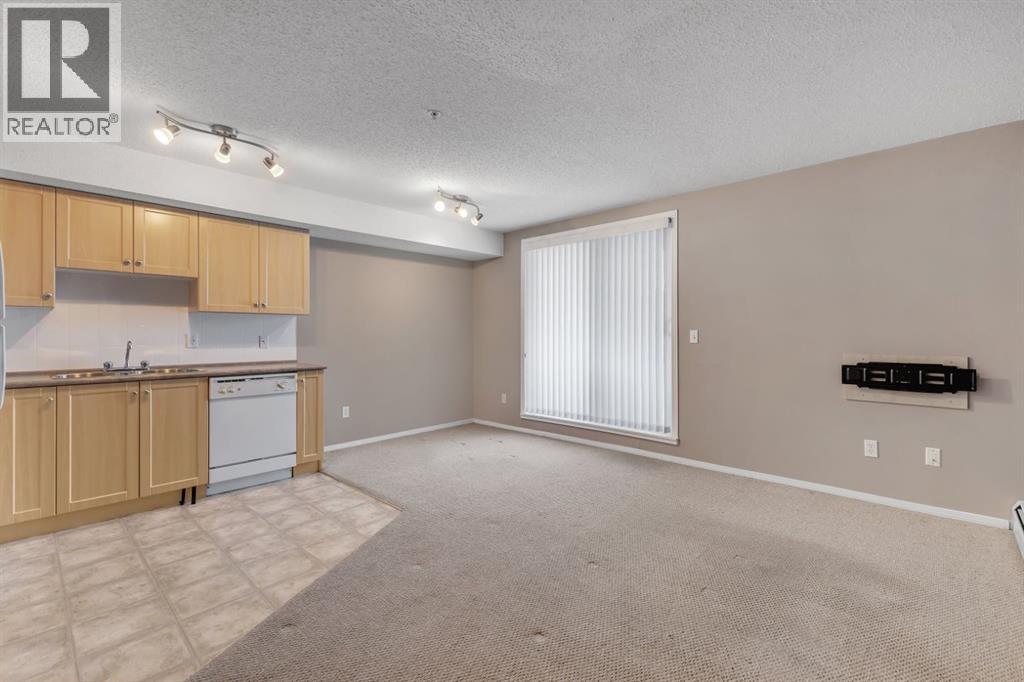 505 Railway Street West, Cochrane