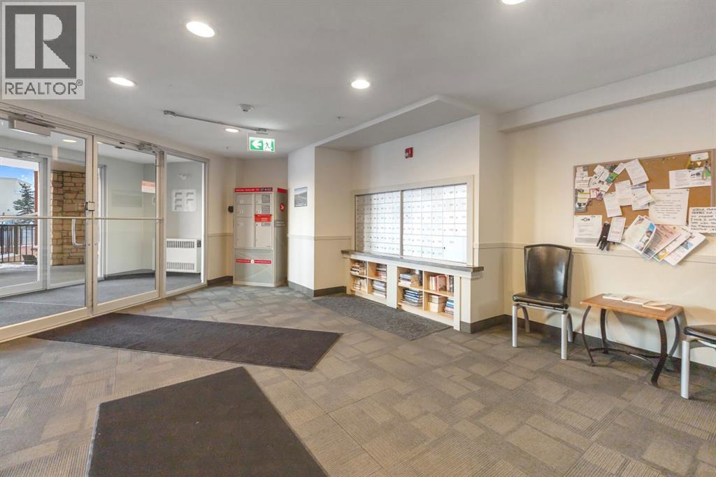 505 Railway Street West, Cochrane