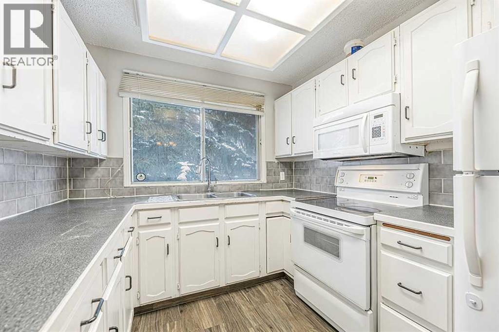 Single Family House Bungalow for Sale in  Lynnover Road SE Ogden Calgary 