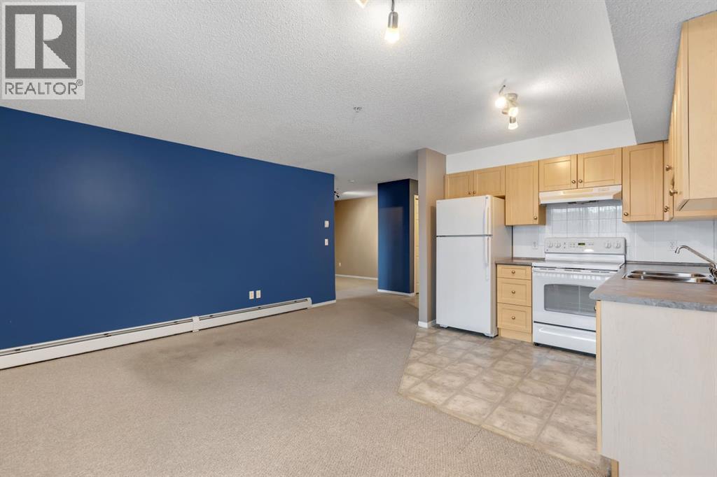 505 Railway Street West, Cochrane