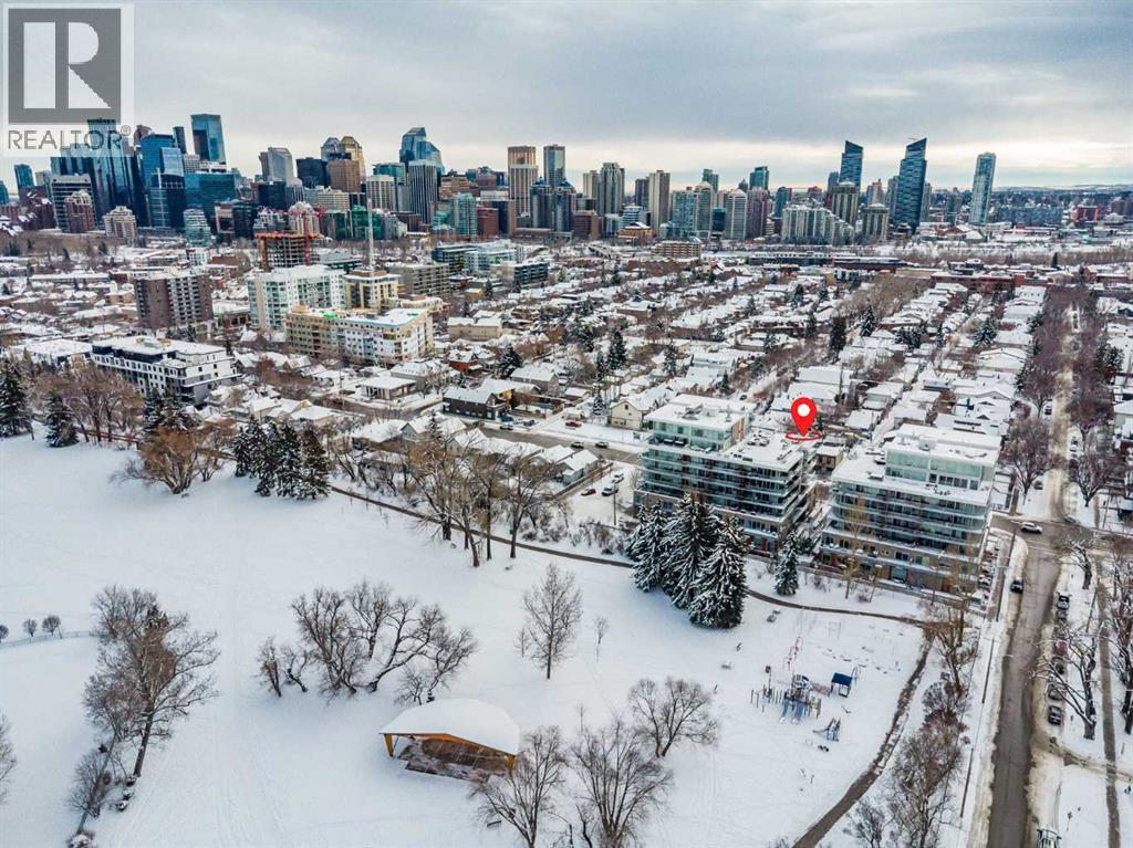 Single Family House for Sale in    Avenue NW Hillhurst Calgary 