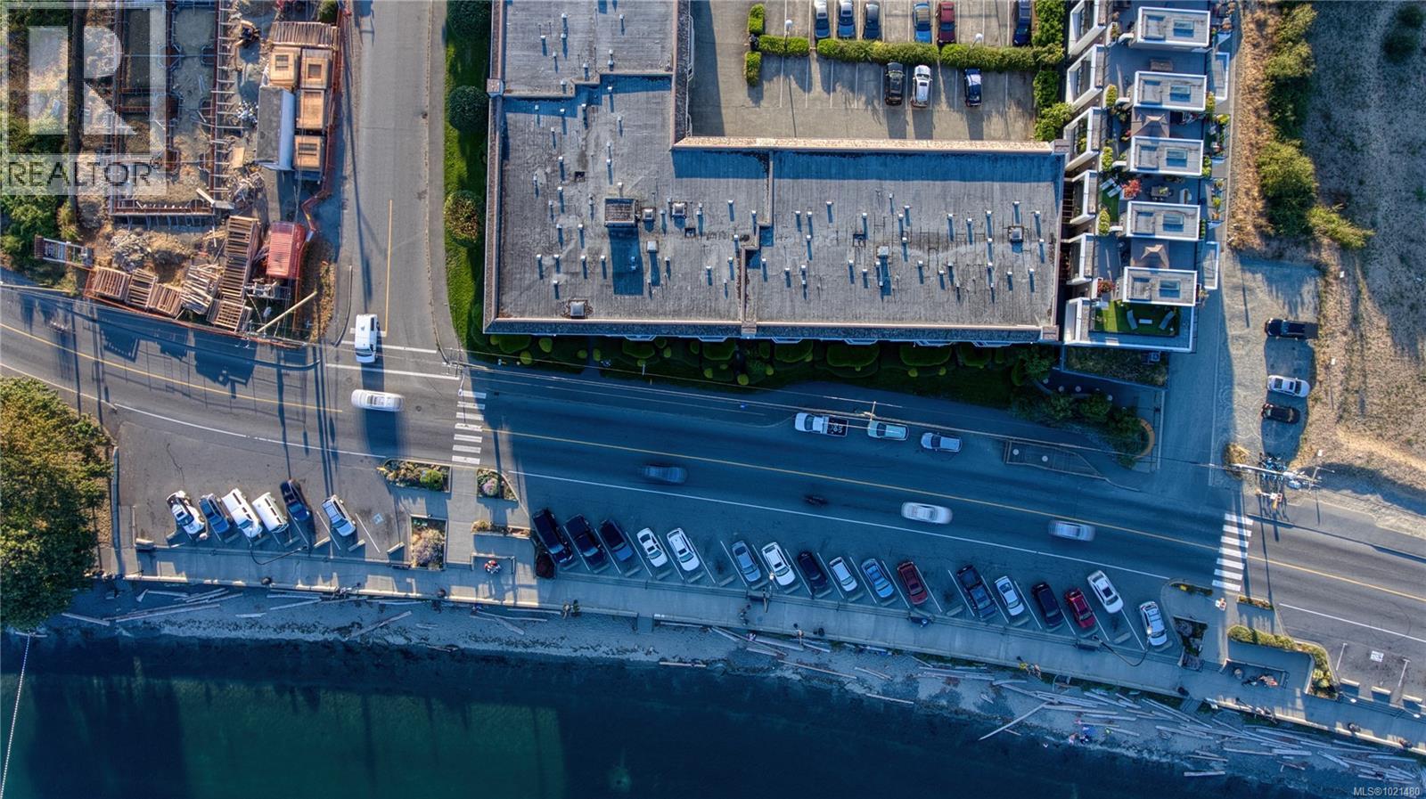 308 2815 Departure Bay Rd, Nanaimo