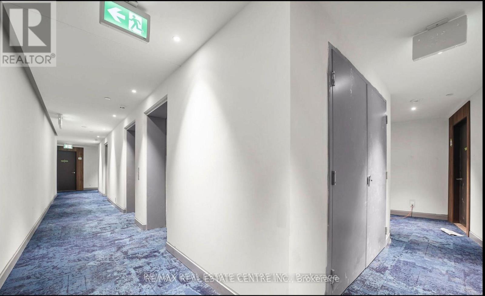 #2001 39 MARY ST STREET - 7