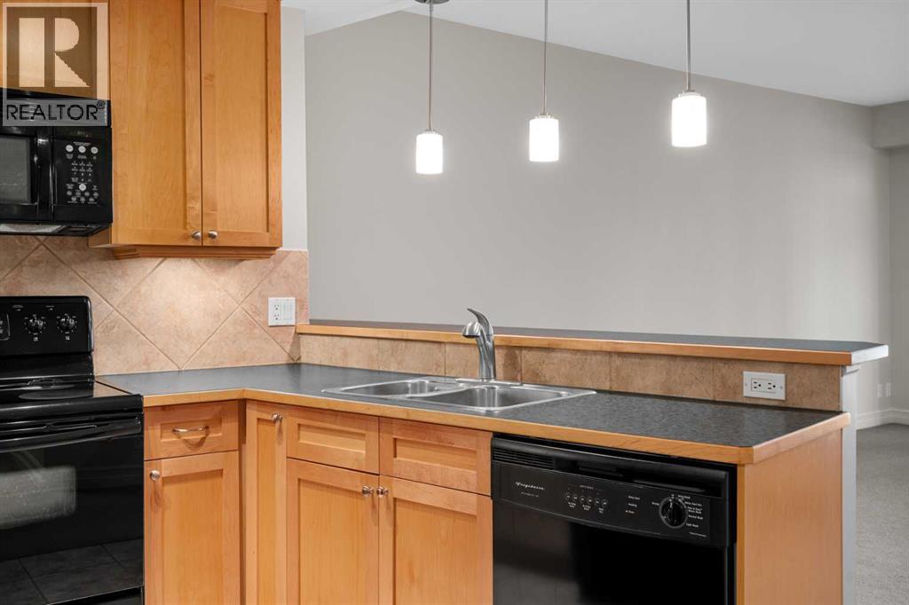 Single Family House for Sale in    Avenue SW Beltline Calgary 