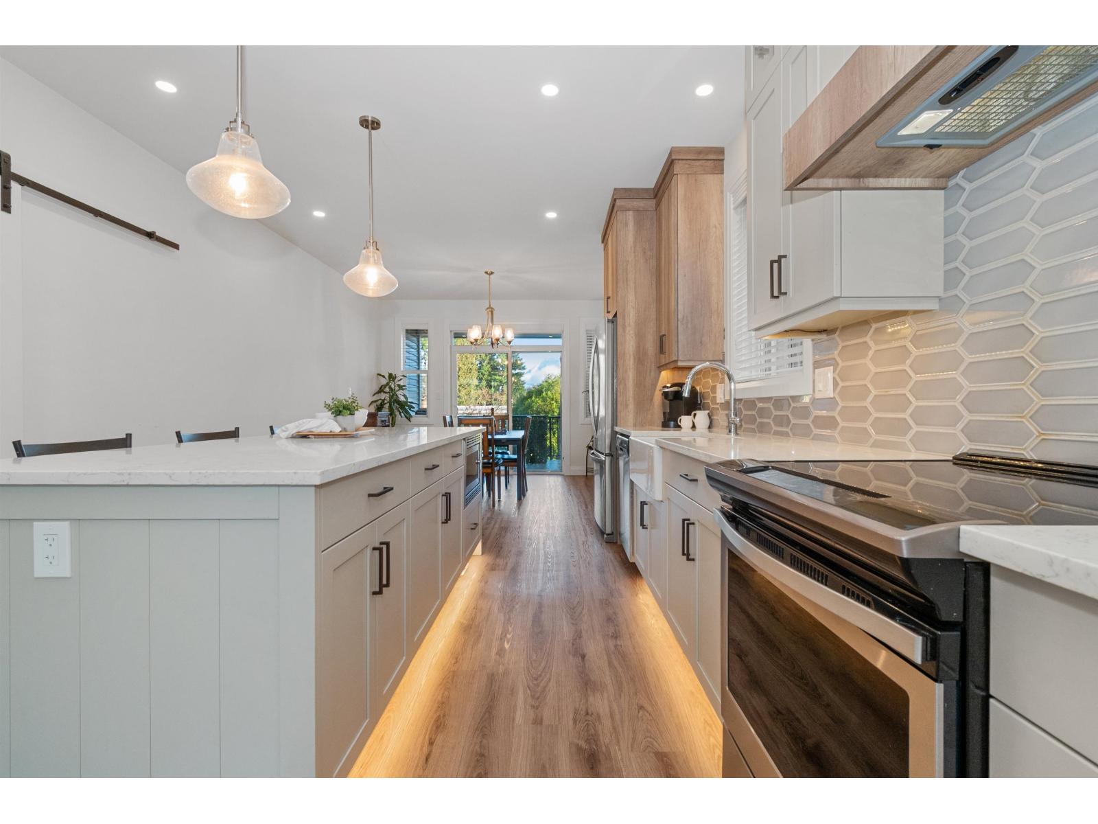 6 10100 WILLIAMS ROAD, Fairfield Island, Chilliwack