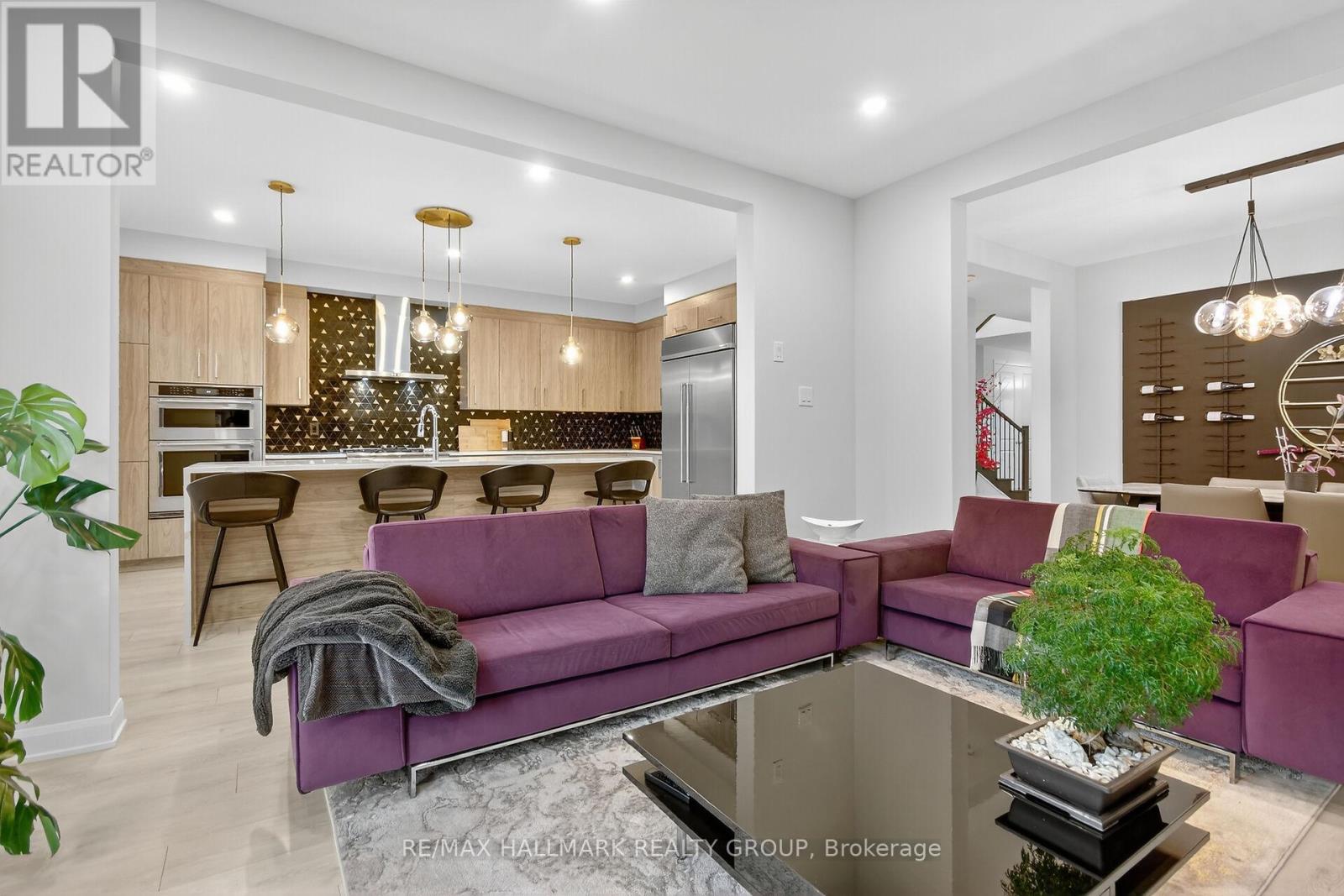 720 CAPPAMORE DRIVE - 11