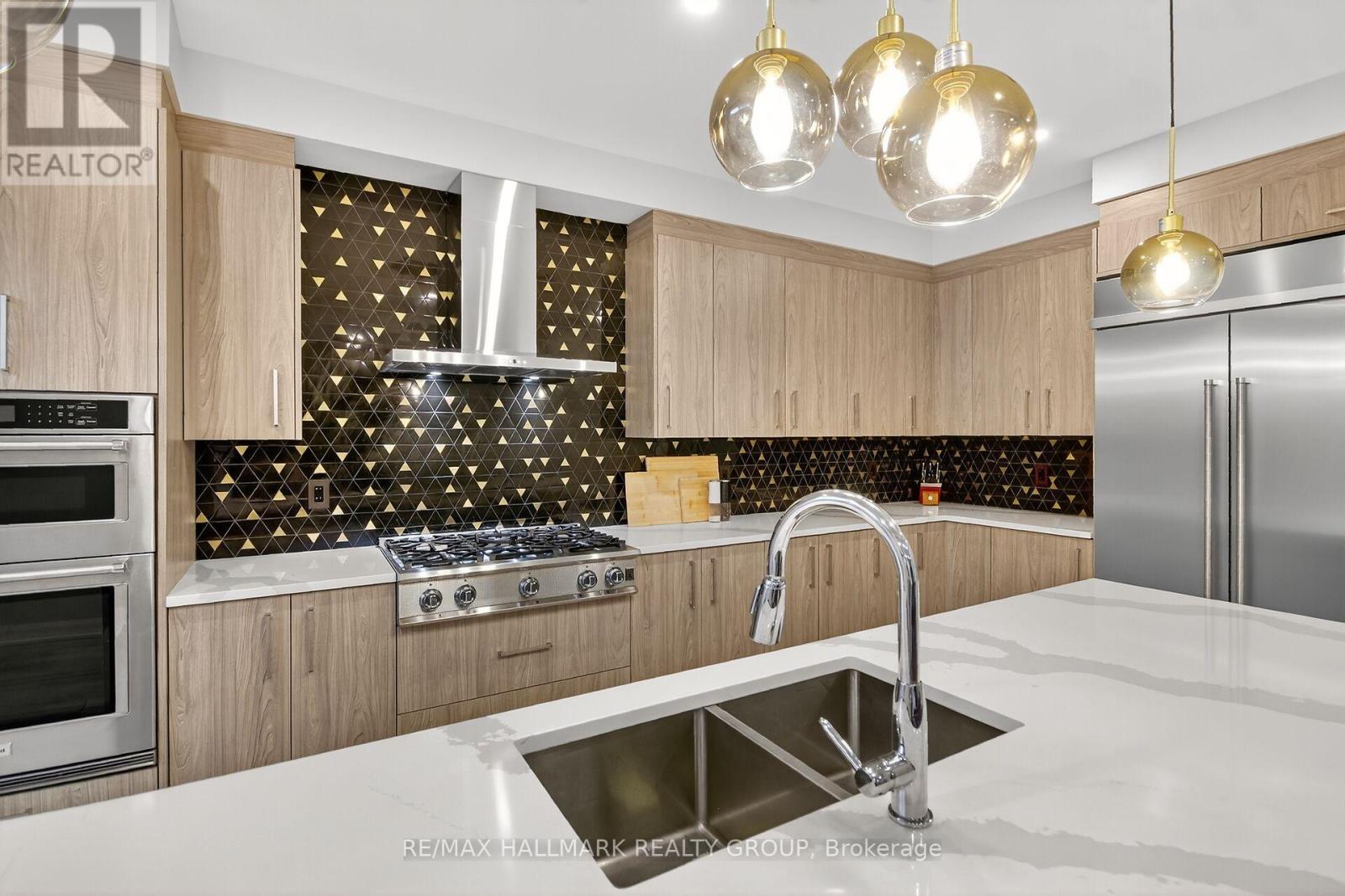 720 CAPPAMORE DRIVE - 15