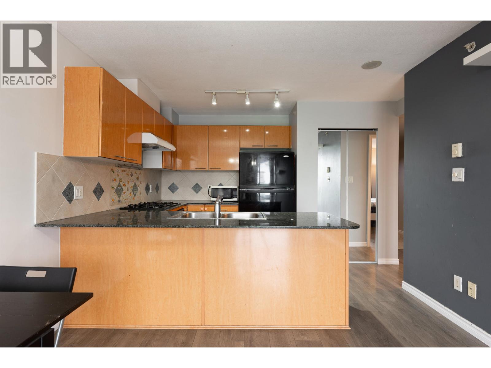 #704-5933 COONEY Road, Richmond