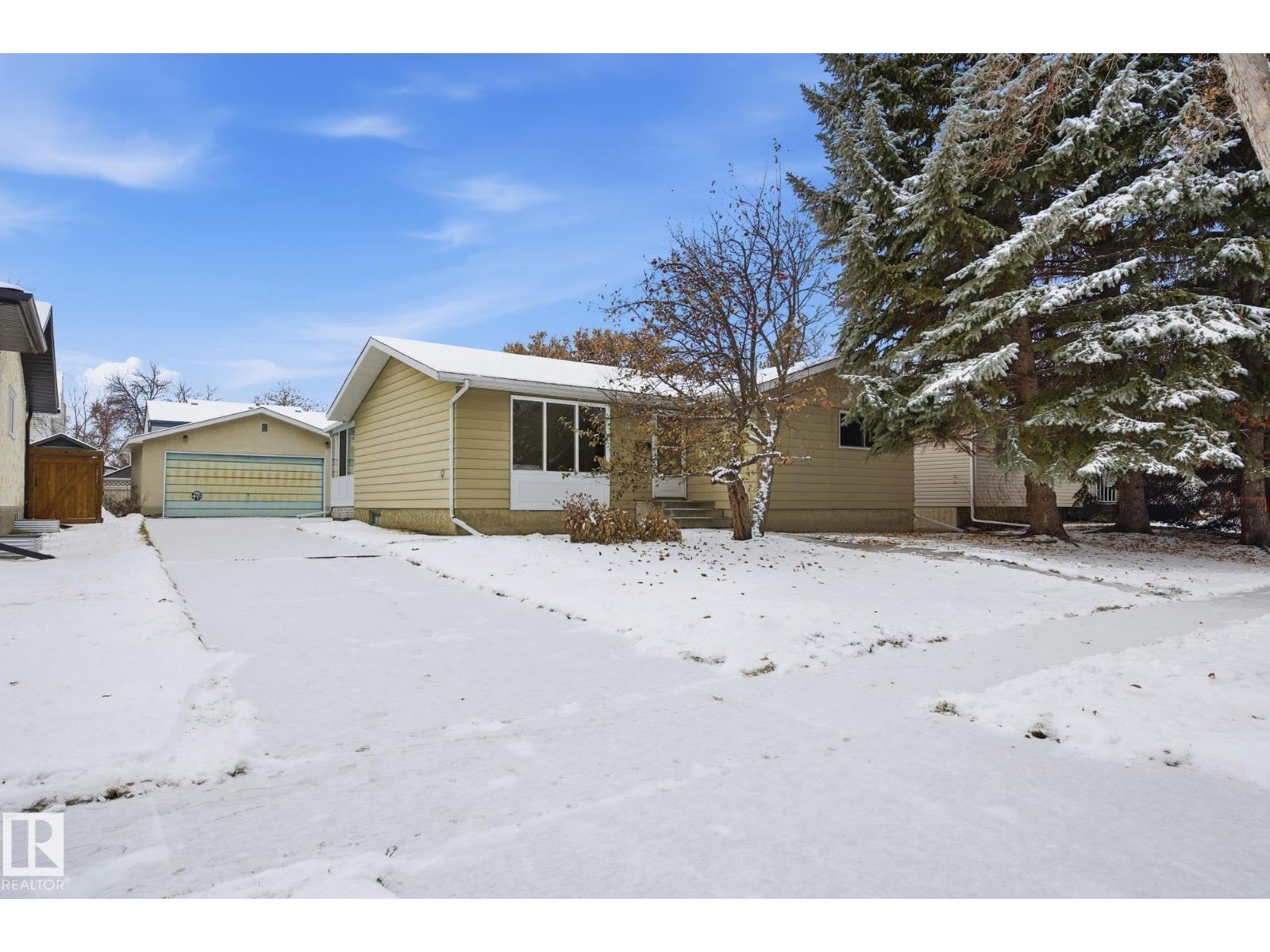 29 ANDREW CR, St. Albert