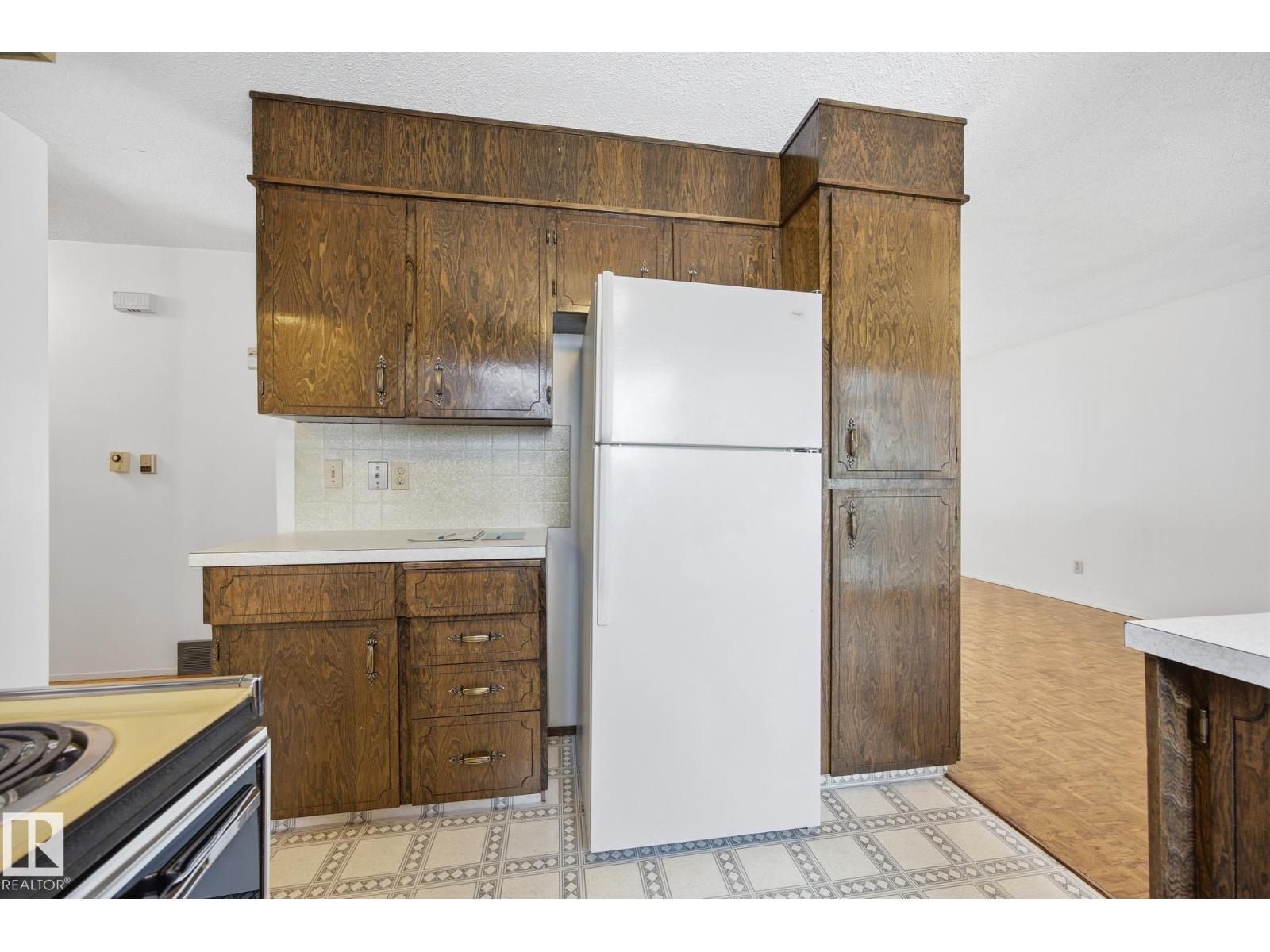 29 ANDREW CR, St. Albert