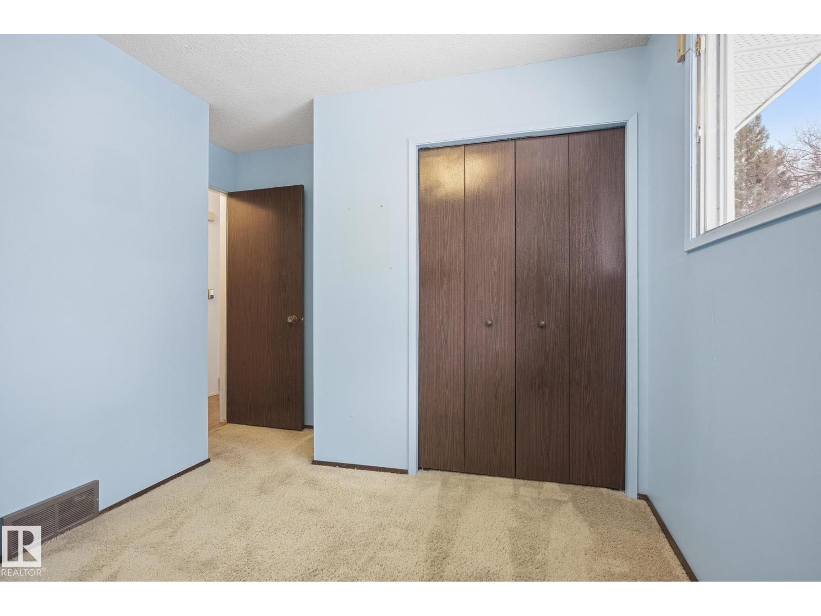 29 ANDREW CR, St. Albert