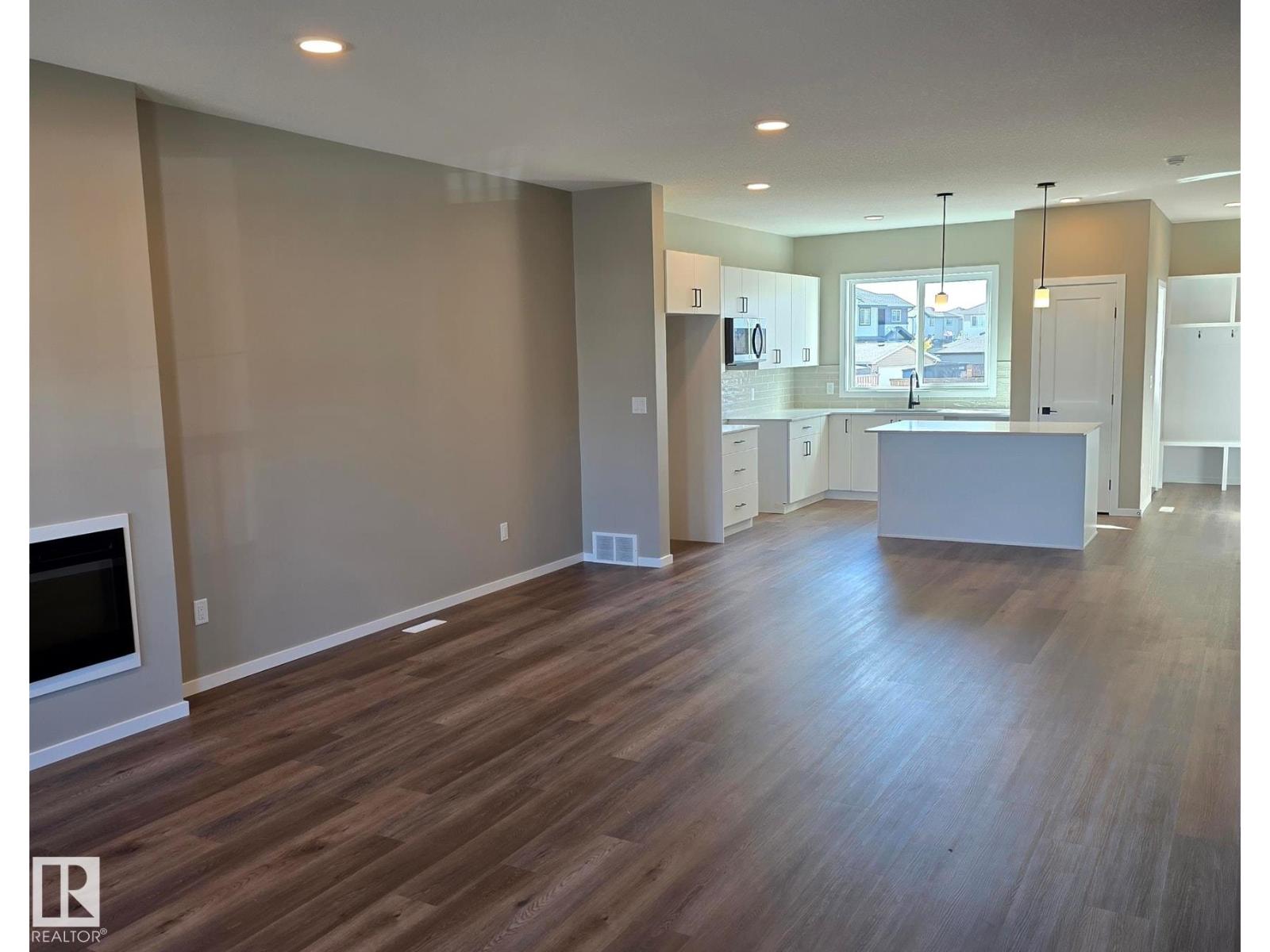 11 SERENO LN, Fort Saskatchewan