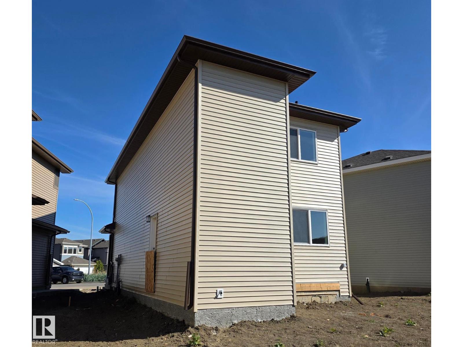 11 SERENO LN, Fort Saskatchewan