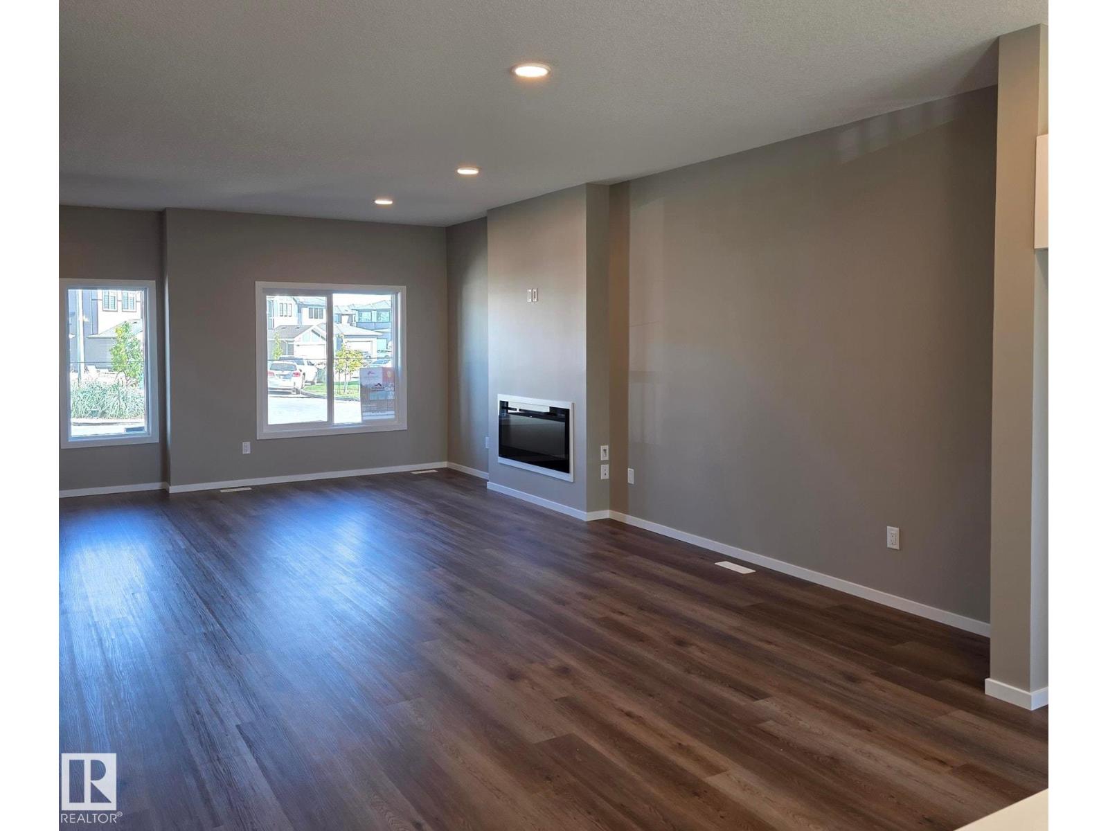 11 SERENO LN, Fort Saskatchewan