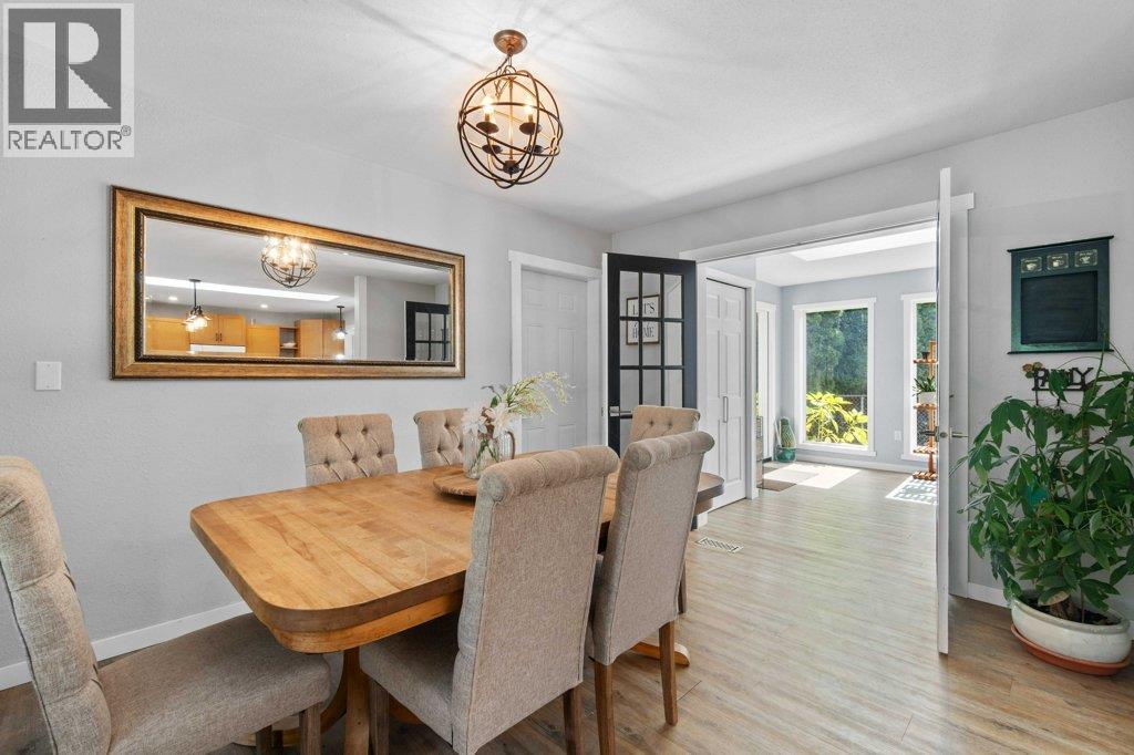 2131 21 Street NE, Salmon Arm