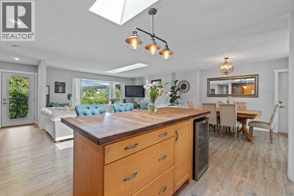 2131 21 Street NE, Salmon Arm