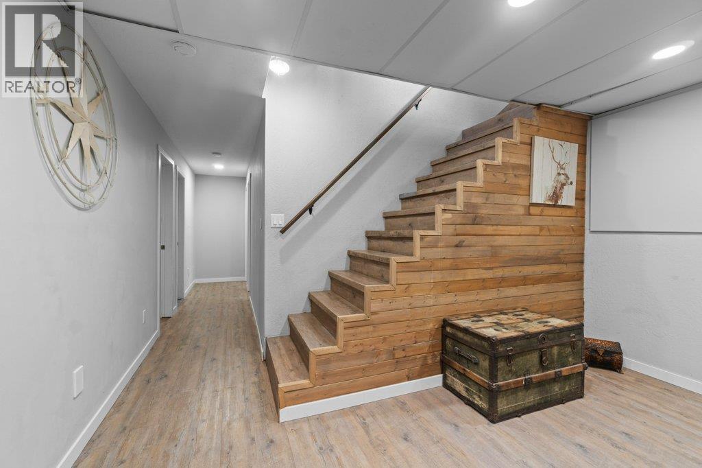 2131 21 Street NE, Salmon Arm