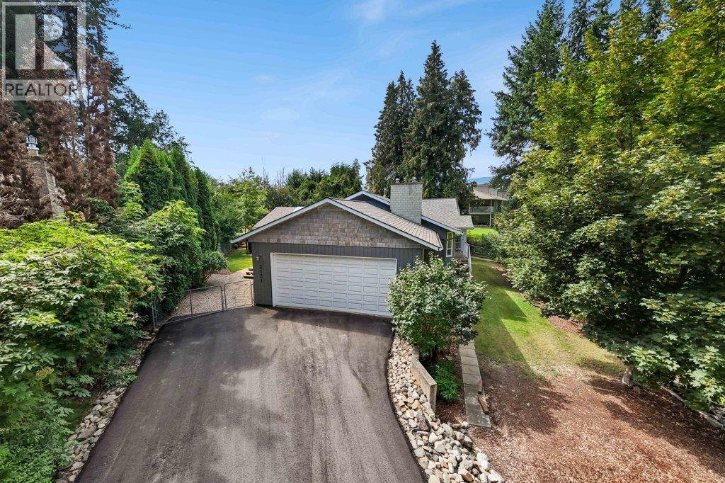 2131 21 Street NE, Salmon Arm