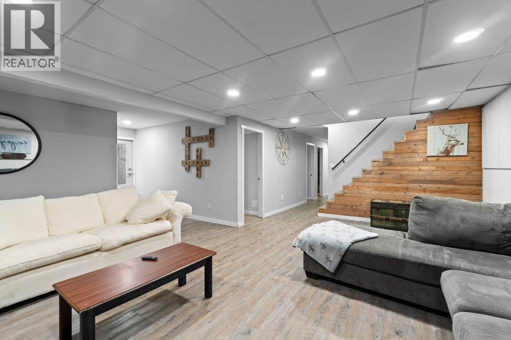 2131 21 Street NE, Salmon Arm