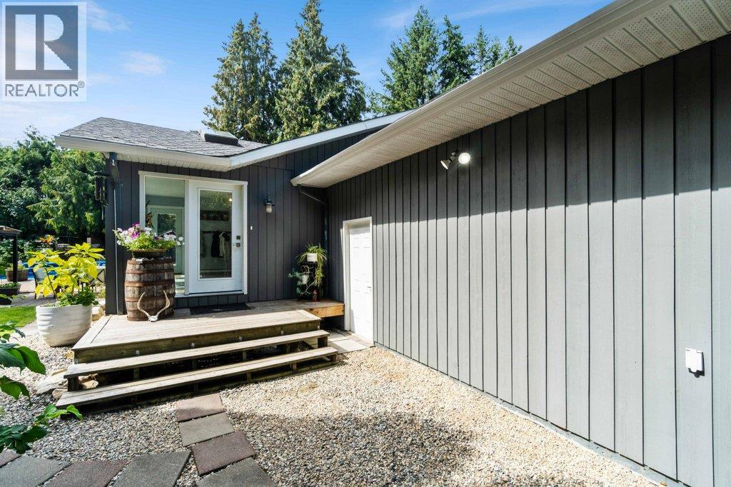 2131 21 Street NE, Salmon Arm