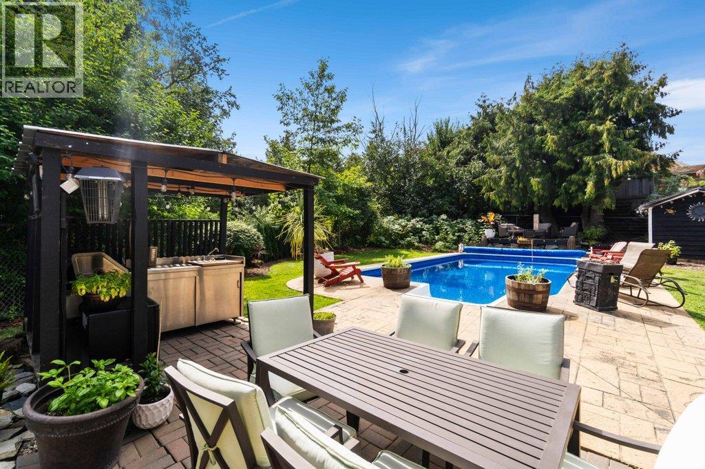 2131 21 Street NE, Salmon Arm