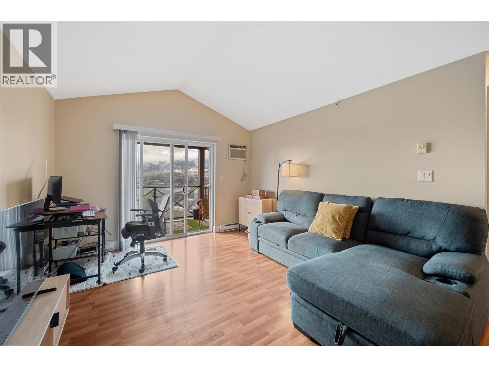 256 Hastings Avenue Unit# 406, Penticton