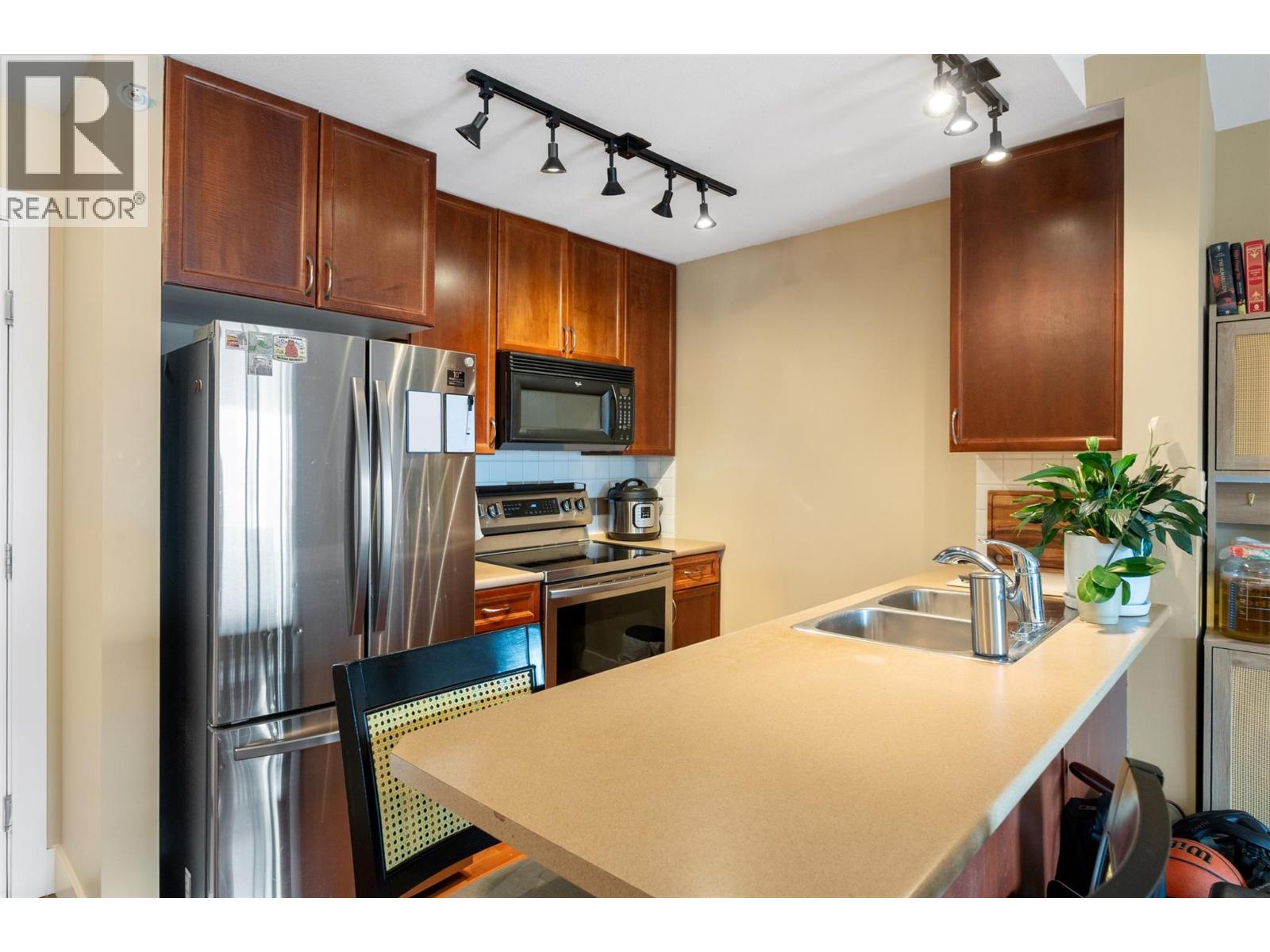 256 Hastings Avenue Unit# 406, Penticton