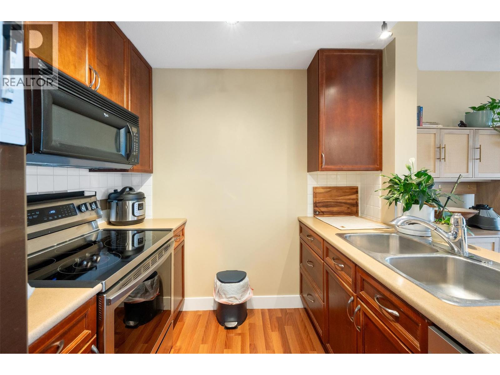 256 Hastings Avenue Unit# 406, Penticton