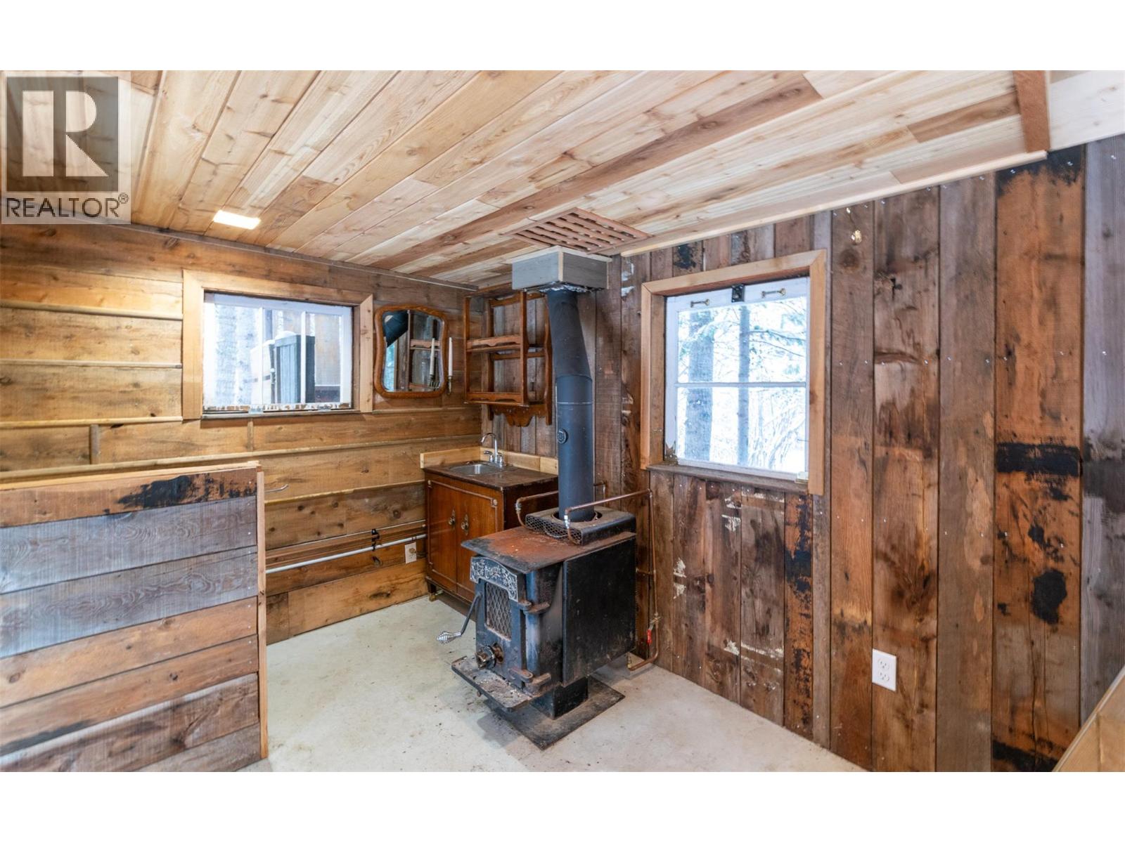  781 Gardom Lake Road, Enderby