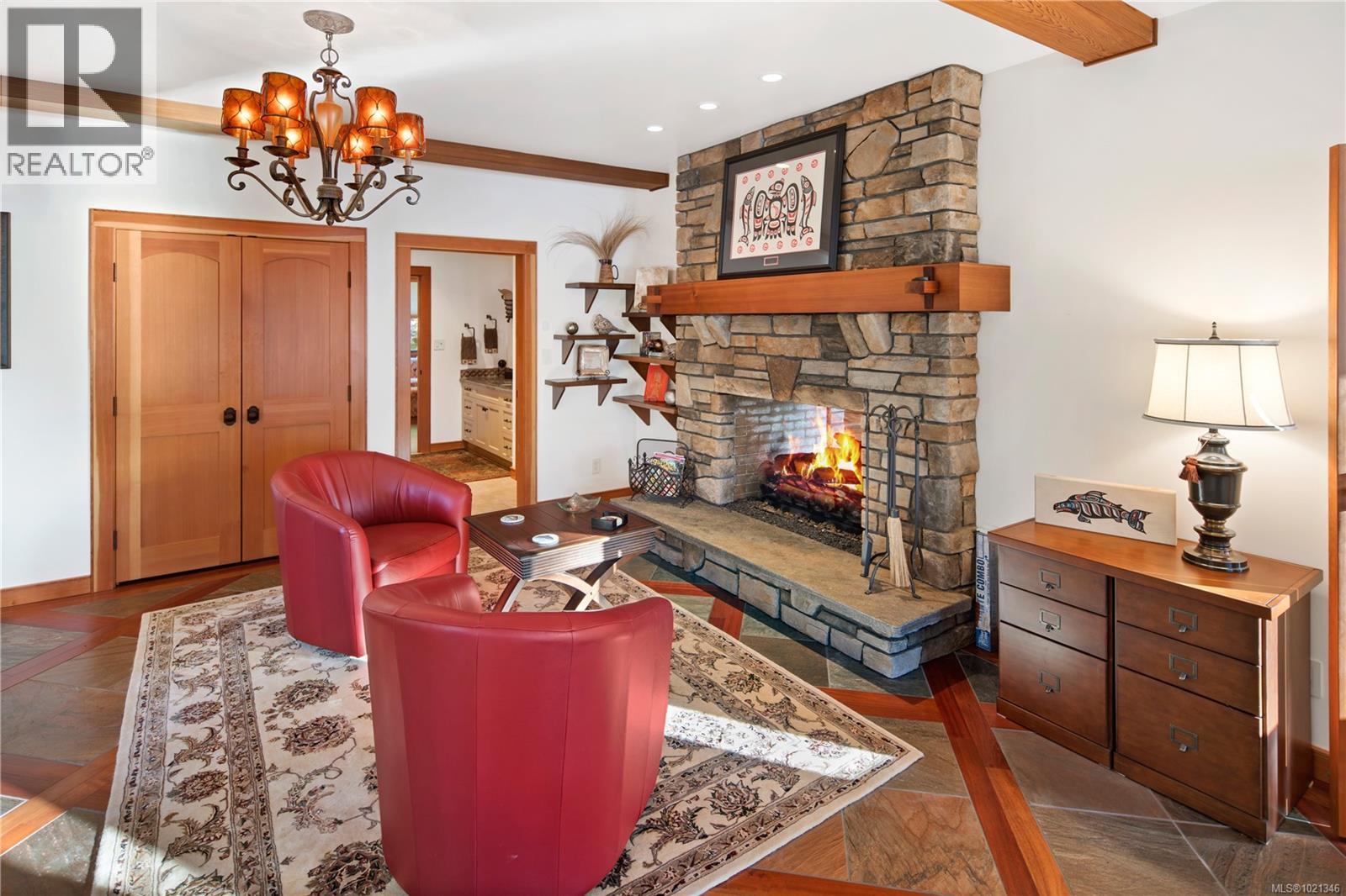 1 Stuart Island, Stuart Island