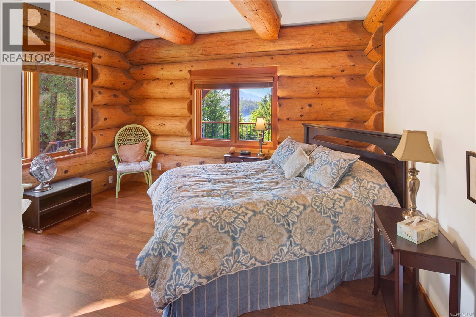 1 Stuart Island, Stuart Island