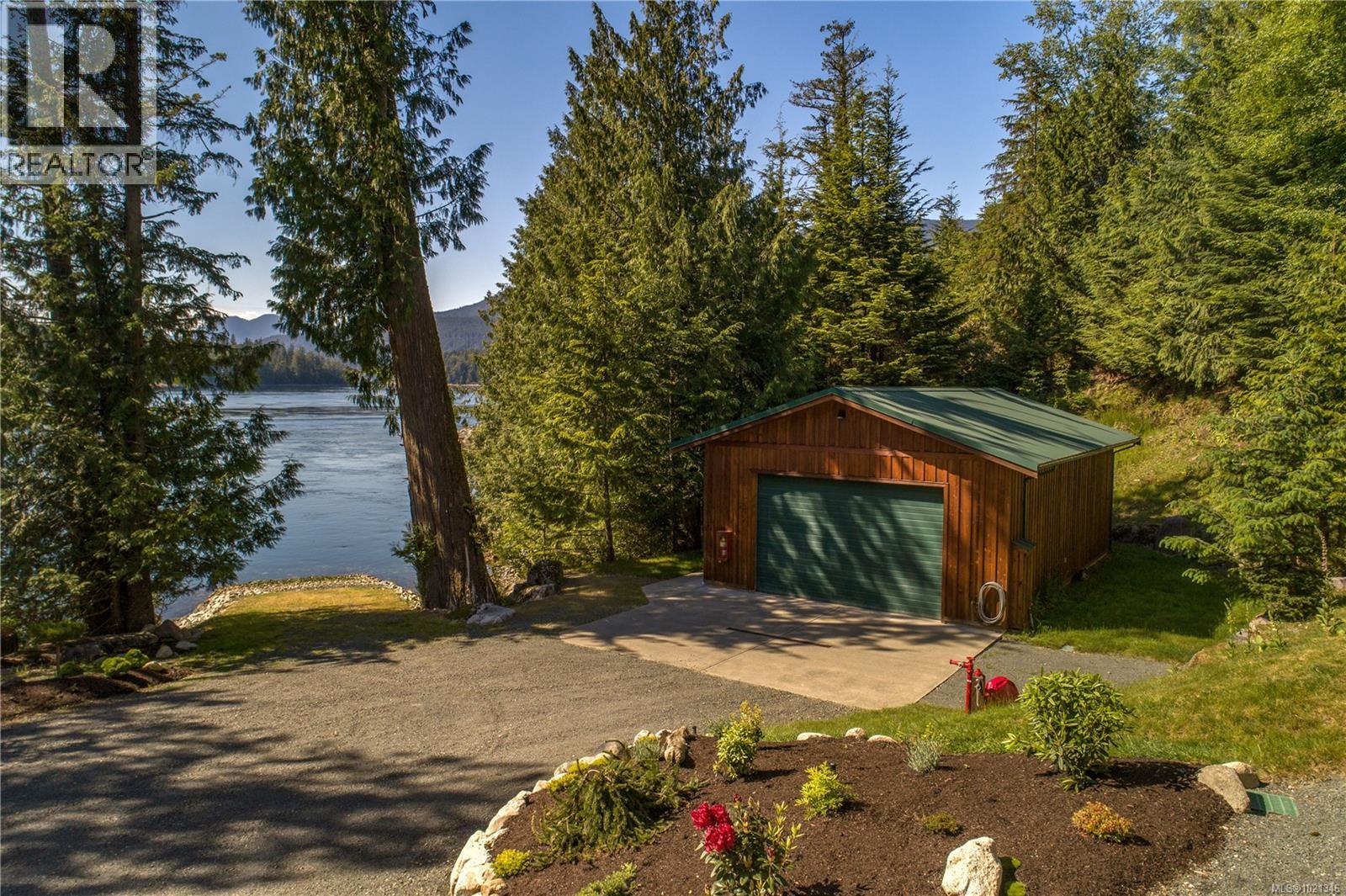 1 Stuart Island, Stuart Island