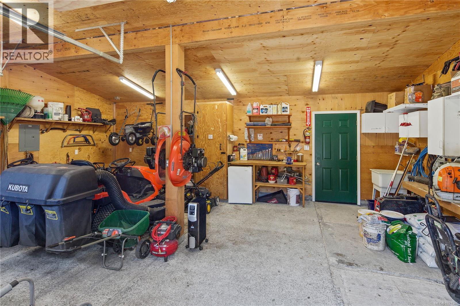 1 Stuart Island, Stuart Island