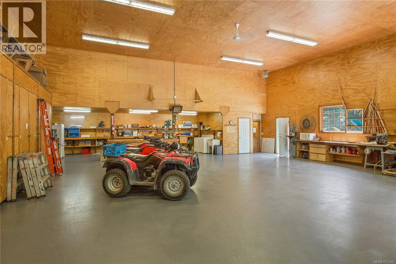 1 Stuart Island, Stuart Island