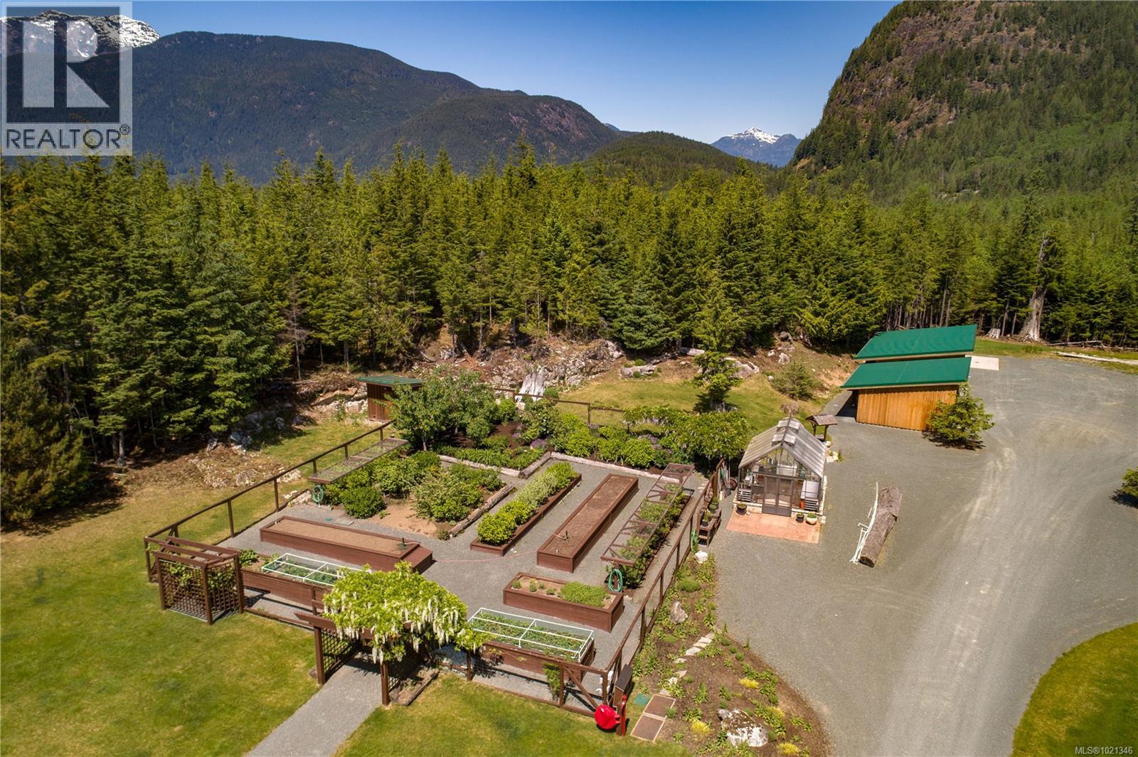 1 Stuart Island, Stuart Island