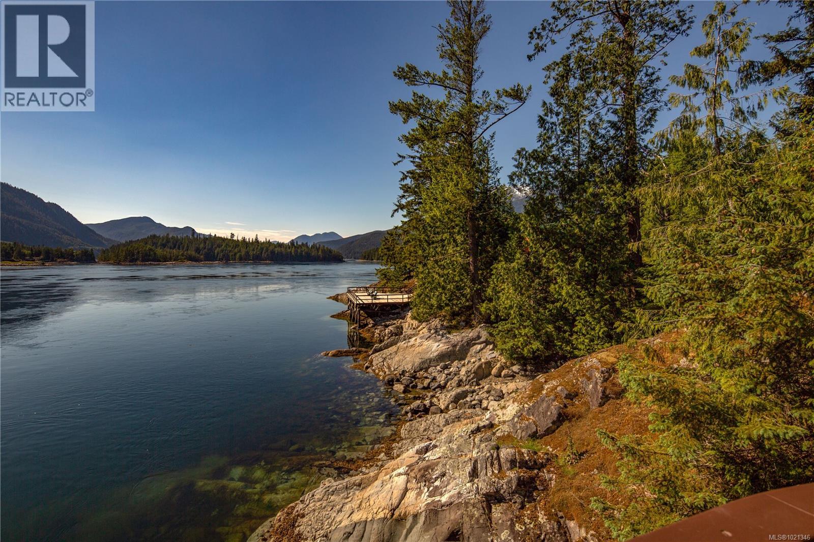 1 Stuart Island, Stuart Island