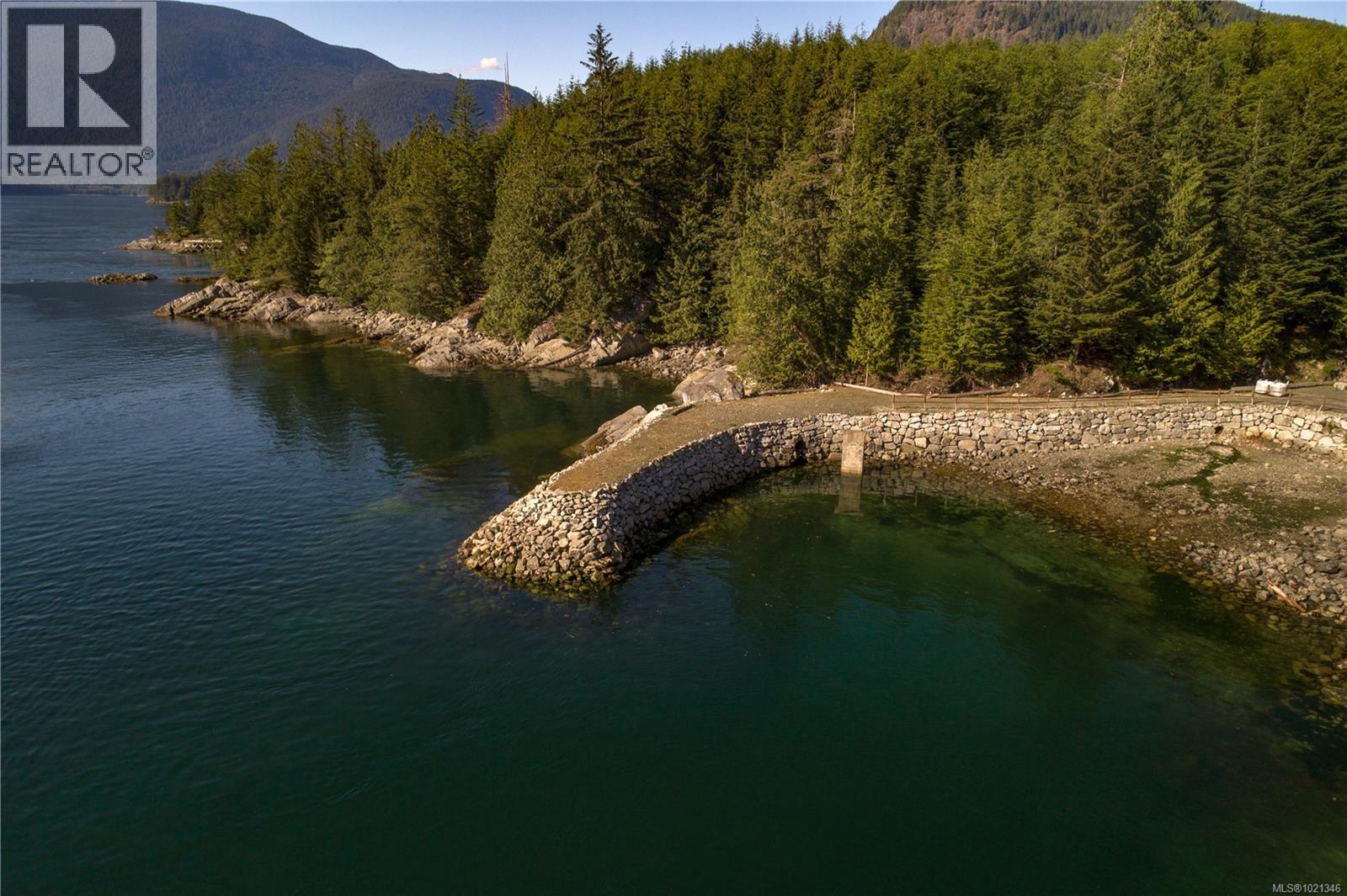 1 Stuart Island, Stuart Island