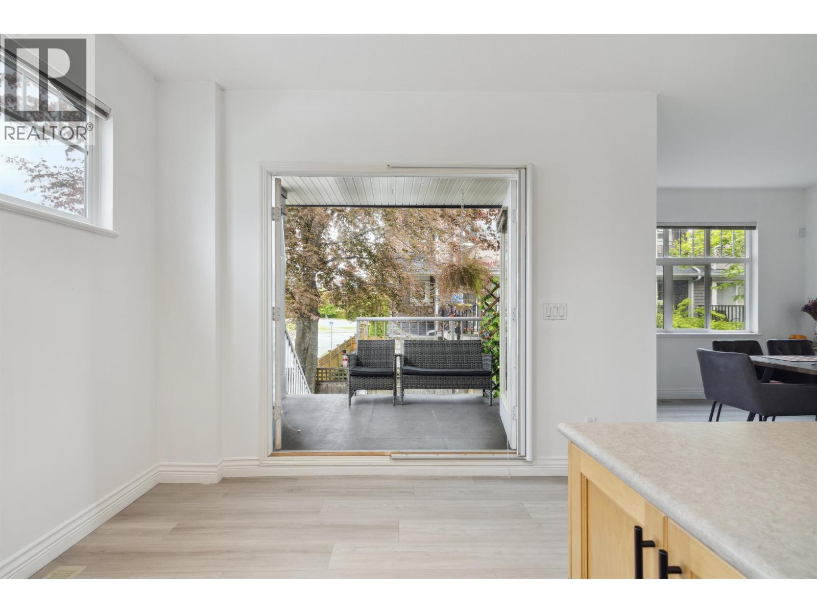 #12-4111 GARRY Street, Richmond