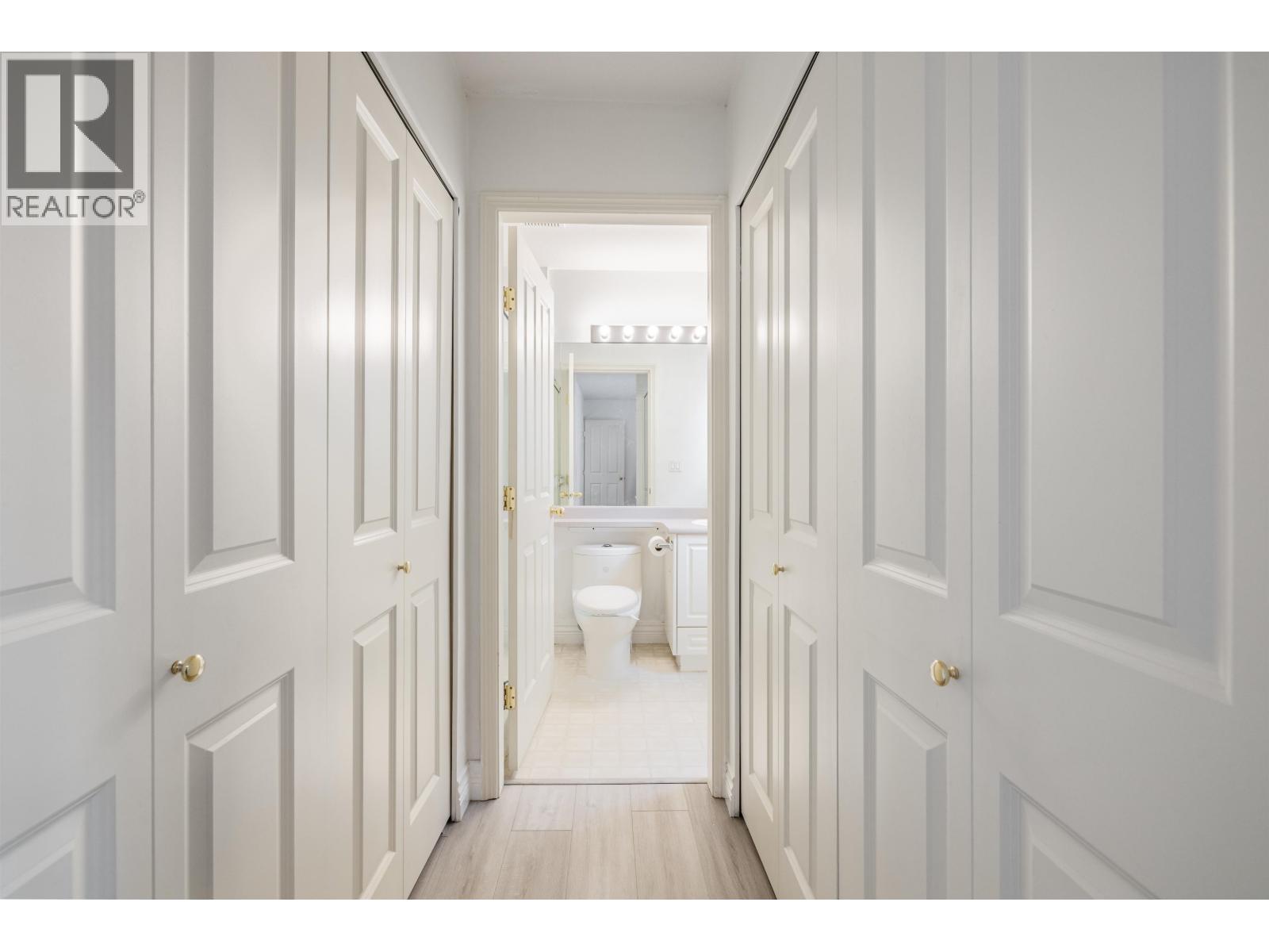 #12-4111 GARRY Street, Richmond