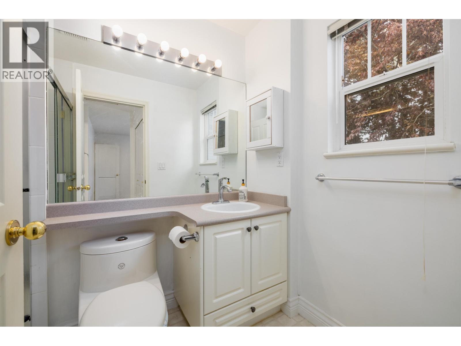 #12-4111 GARRY Street, Richmond