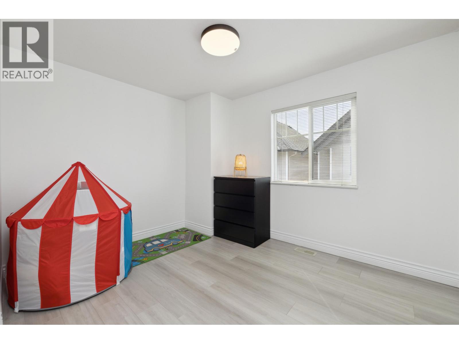 #12-4111 GARRY Street, Richmond